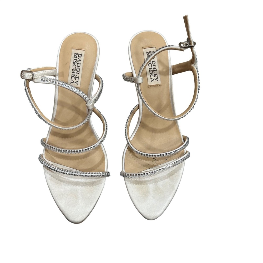 Badgley Mischka Womens Ivory Satin Crystal Strappy Kitten Heel Sandals Size 5.5
